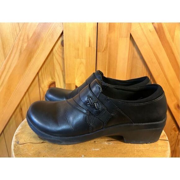 Clarks Angie Pearl Loafers Women's Size 10 Black Leather Slip On Comfort Shoes - Picture 1 of 8